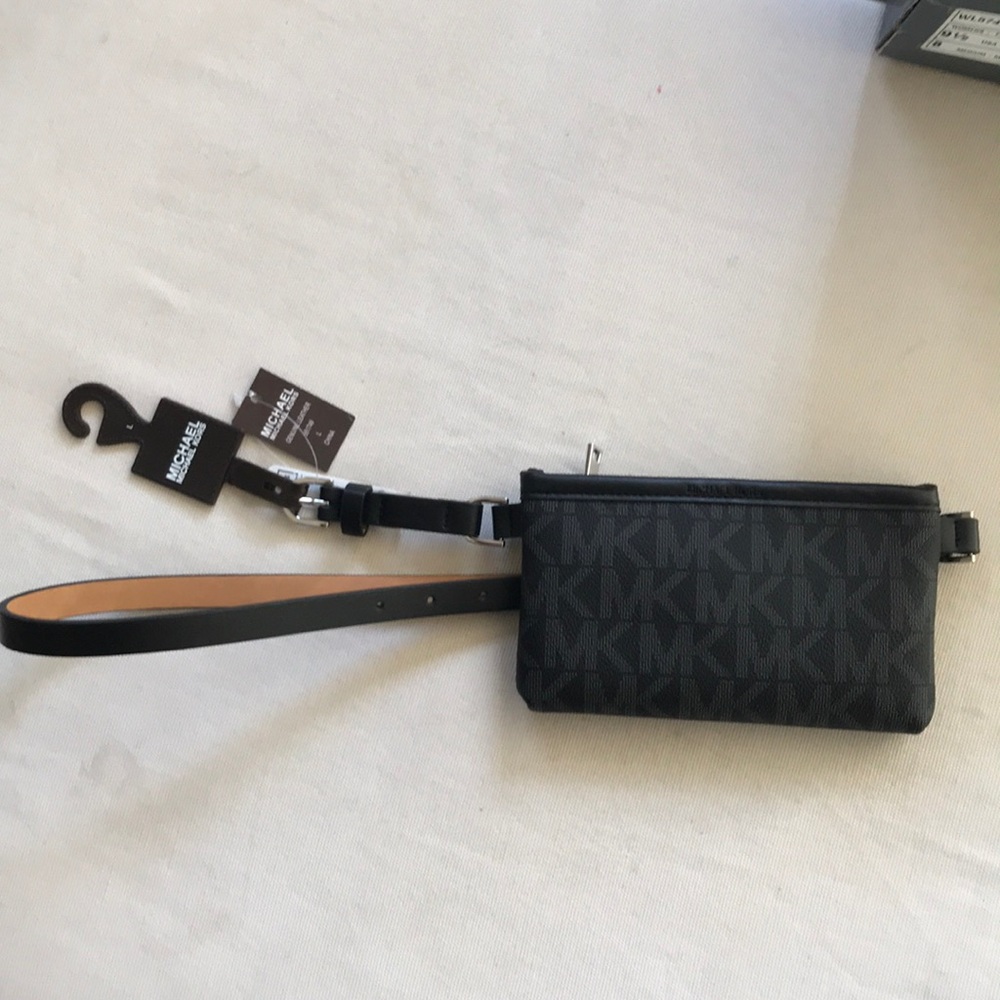 BRAND NEW with tags Michael Kors Belt Bag